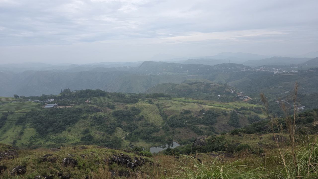 Climb to Kurishu Mala